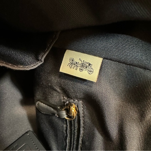 SOLD🌹Coach Teri Hobo • LIMITED EDITION Pebbled Leather WINTER GREEN Shoulder Bag - Picture 15 of 15